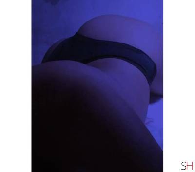 18 Year Old Mixed Escort Linhares - Image 4