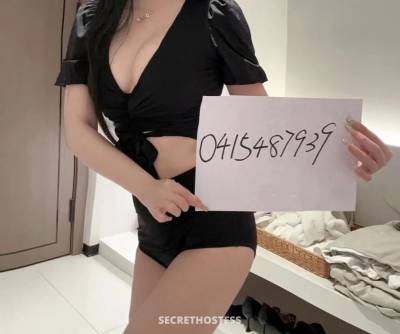 Real Photo Sexy Japanese babe in Tamworth