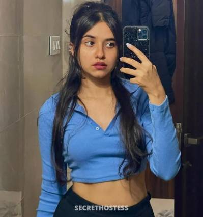 28 year old Escort in Perth 2 girls, Curvey Girl with pretty face! INCALL! IN/OUT