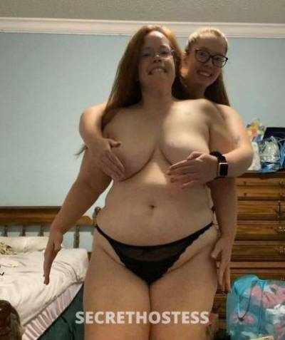 Daughter and Mother Duo Looking for a fun available both  in Dayton OH