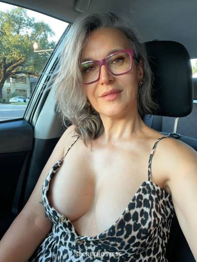 50years old sexy lady seeking fun and some good sex get paid in San Diego CA