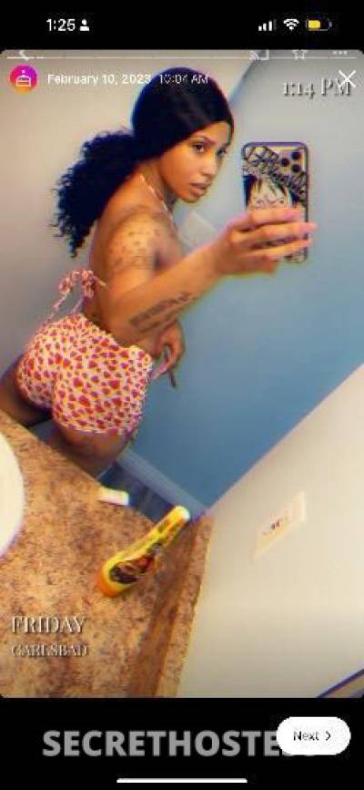 26 year old Escort in Palm Springs CA 5 star baddie