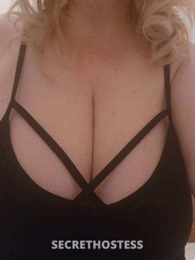 48 Year Old Escort Chicago IL - Image 3