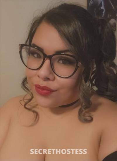 .. do you like big tits and butterfly lips!.. im available  in Portland OR