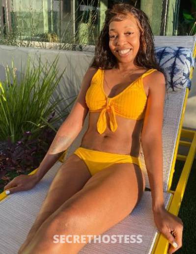 38 year old Escort in Oakland CA I Am Skinny But My PU$$Y Is Phat! Incall/Outcall/Car Fun - 