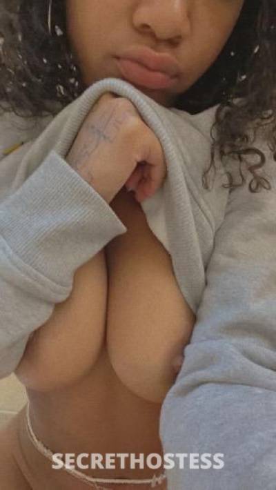 24 year old Escort in Dayton OH Carmel Baby