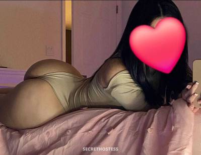 22 Year Old American Escort Long Island NY Brunette Green eyes - Image 1