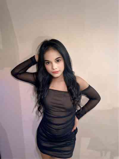 20Yrs Old Escort 45KG 160CM Tall Bali Image - 3