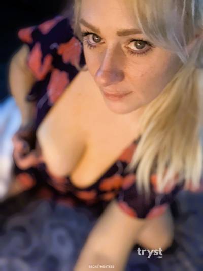 Billi 30Yrs Old Escort Size 10 Everett WA Image - 4