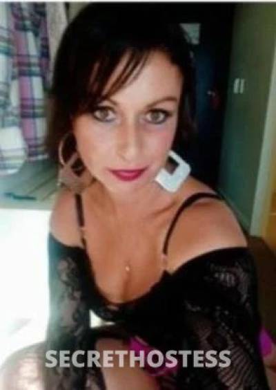 Luxury escort girl available incall/outcall in Tweed Heads