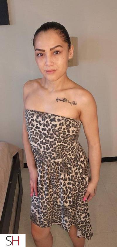 30 year old Escort in Winnipeg Incall only mon-sun