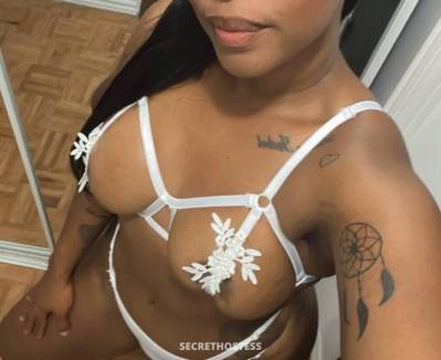 22 Year Old Colombian Escort Montreal - Image 1