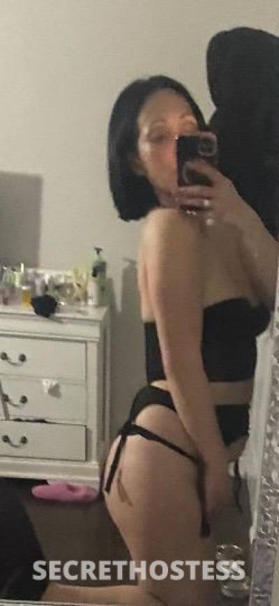 Available Allie! waiting for you baby in Hamilton