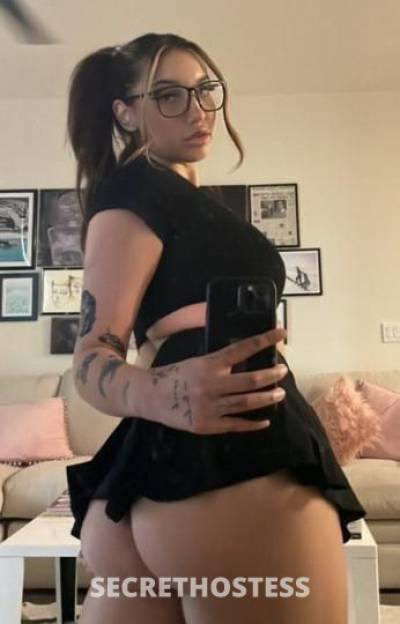29 year old Escort in Palm Springs CA .Sweet sexy Queen.let's Do _Hookup✅Out call ☎In 