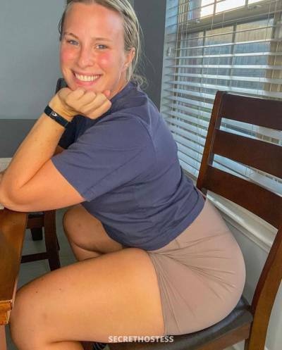 30 year old Caucasian Escort in Altoona PA I'll give my best if you meet my terms