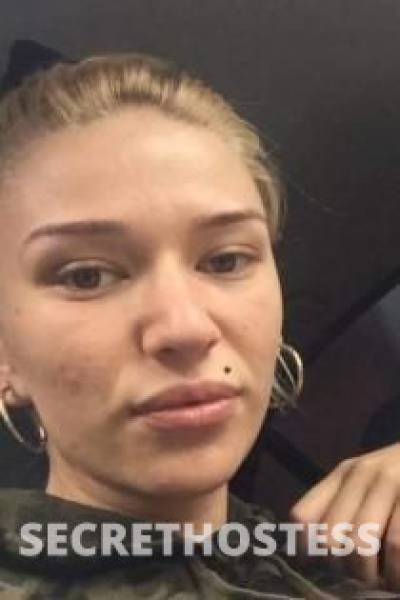 20 year old Escort in Berlin Julia