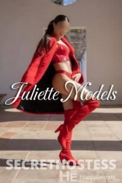 20 year old Escort in Barcelona Laura