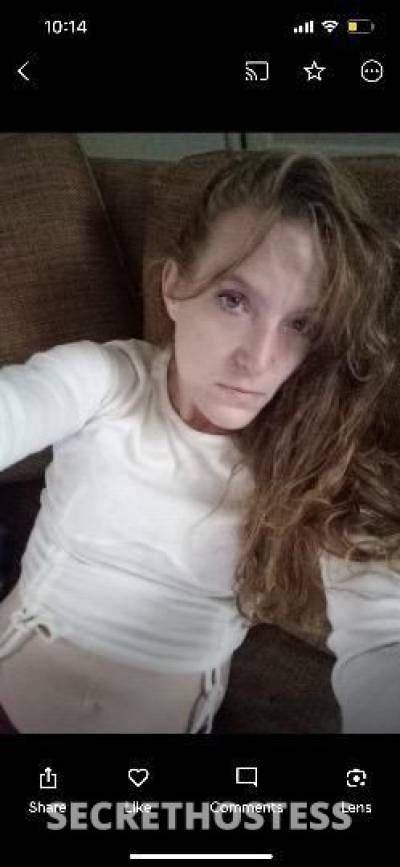 32 year old Escort in Harrisburg PA SUNDAY SPECIALS✨White Girl MAGIC