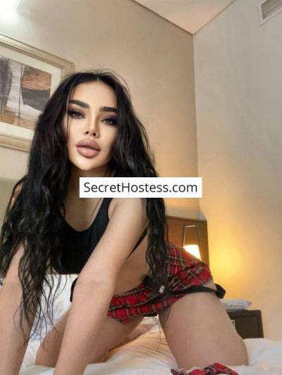 19 Year Old Caucasian Escort Dubai Black Hair Black eyes - Image 4