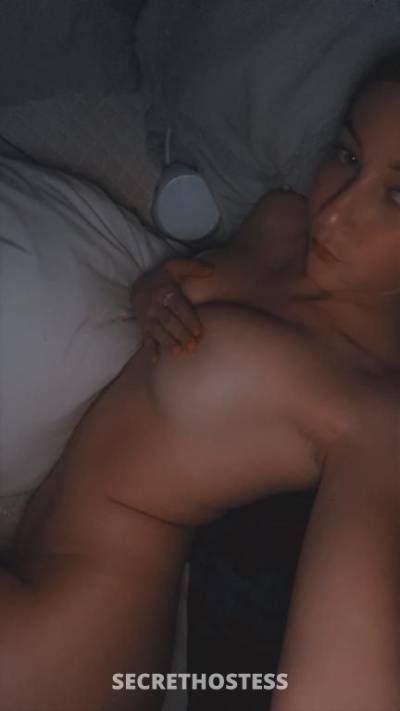 Explicit conrent for your horny needs in Sunshine Coast