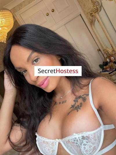 26 Year Old Latino Escort Dubai Brunette - Image 4