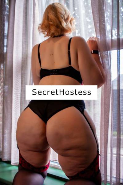 Curvy MILF AnneMarie 45Yrs Old Escort Size 14 Stockport Image - 3