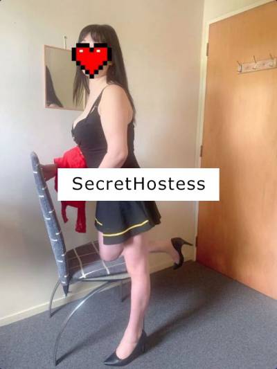 29 Year Old Asian Escort Auckland - Image 2