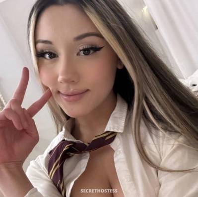 21 Year Old Asian Escort Montreal - Image 3