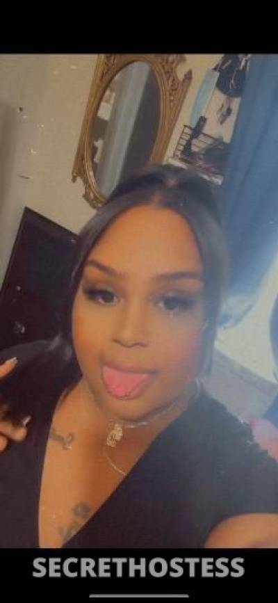 22 year old Dominican Escort in Nashua NH dominican babe