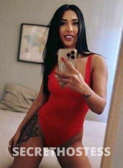 26 year old Italian Escort in London Marina – Italian escort in London
