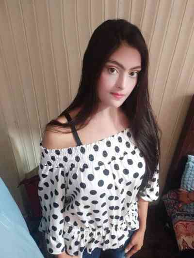 20Yrs Old Escort 47KG 5CM Tall Lahore Image - 1