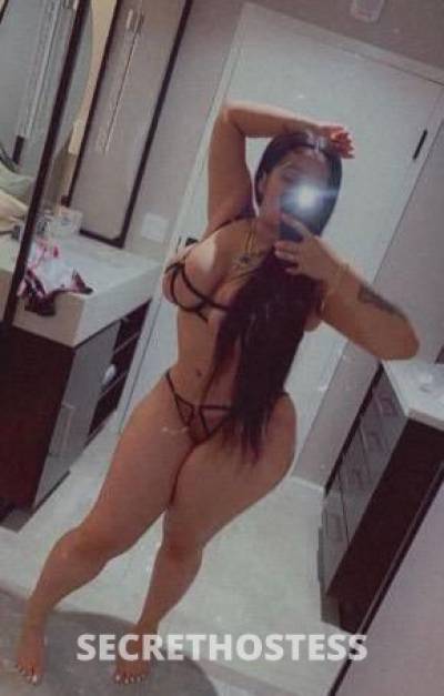 25 year old Escort in Harrisburg PA Deep Throat Goddess.❣ your fave SpiNNer .. Video chats . 