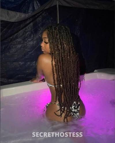 21 year old French Escort in Albuquerque NM 100 real video verification available