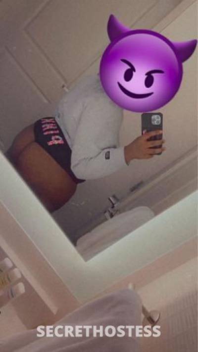 27 year old Escort in Staten Island NY Wet and tight just for you