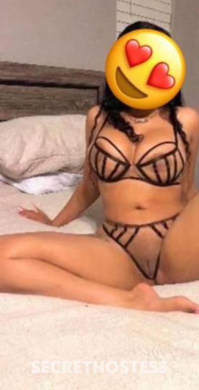 latina caliente y sensual con un cuerpaso bbj anal trato de  in Bronx NY