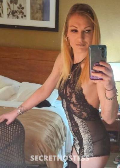 35 Year Old Escort Detroit MI Blonde - Image 3