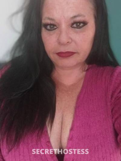 53 year old Escort in Evansville IN Gummer Gummer