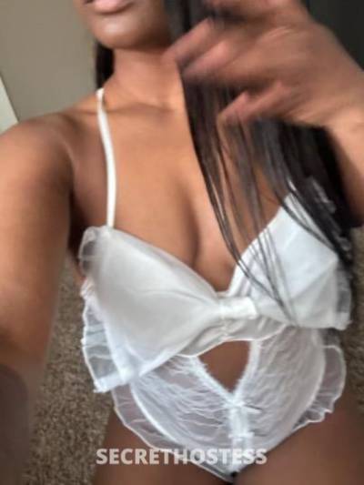 22 year old Escort in St Joseph MO st joe HIT ME UP