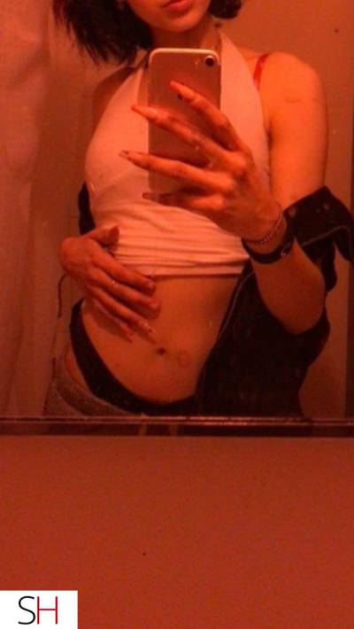 18Yrs Old Escort 165CM Tall Winnipeg Image - 0