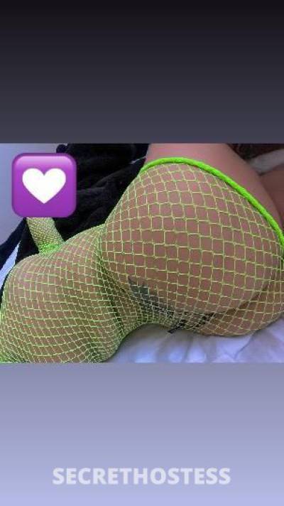 sexy eye candyy juicy pussyy outcalls only available now  in Manhattan NY