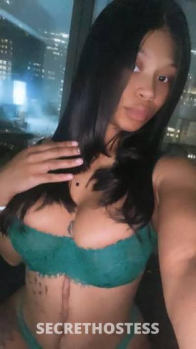 Elite Blasian Companion in Kansas City MO