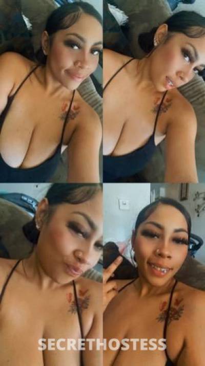 25 year old Escort in Modesto CA TWIN SPECIAL .. NewNew The Wettest Commodity