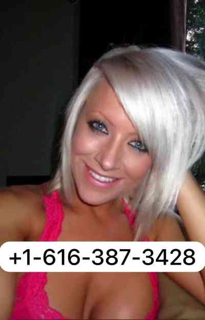 25Yrs Old Escort Knoxville CA Image - 0
