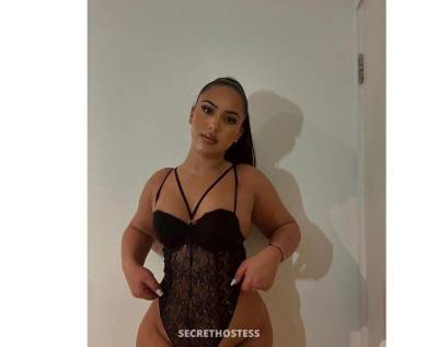 ♥️Olivia♥️ is a sexy hot brunette with big ass and  in London