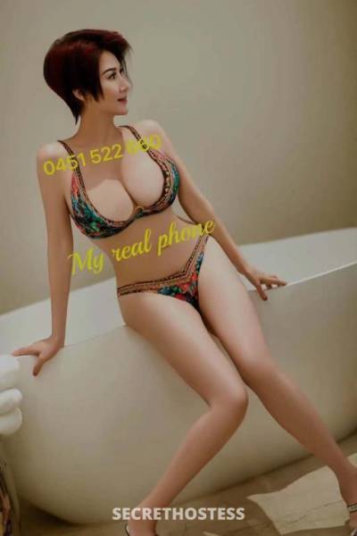 30 Year Old Asian Escort in Benowa - Image 4