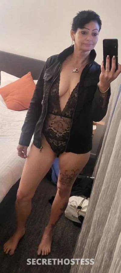 Dirty Lil slut loves to fuck in Gold Coast