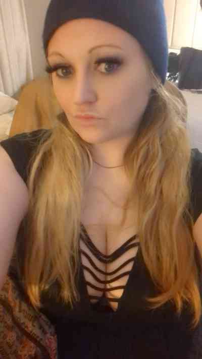 29 year old Caucasian (white) Escort in Reno NV Hot-sexy-thick-wet-tight-real
