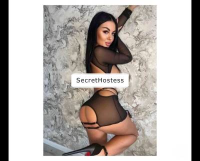 22 year old Escort in North London Ellie ❤️ attractive brunette ❤️ ideal physique for 