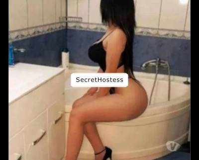 24 year old Escort in Cambridge .Presenting Erika, at your service