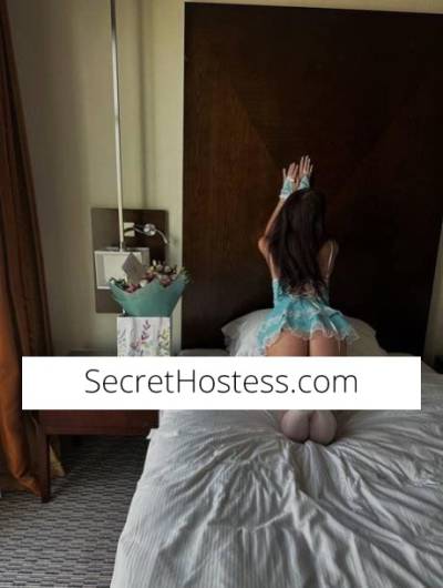 20 Year Old Brazilian Escort in Surfers Paradise - Image 4